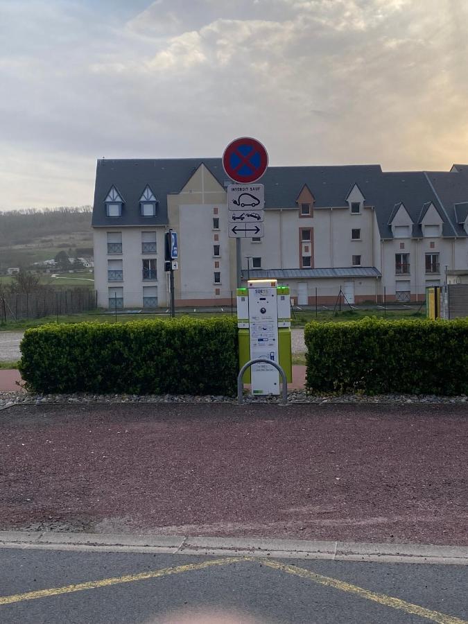 Les Cygnes De Criel-Sur-Mer Bagian luar foto